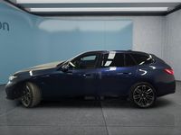 Gebraucht BMW 550e 489 PS (359 kW) 2025 Blau Kombi
