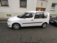 Gebraucht Skoda Roomster 88 PS (64 kW) 2011 Weiß Van / Kleinbus