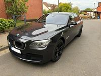 Gebraucht BMW 750 Sport Line 381 PS (280 kW) 2013 Grau Limousine
