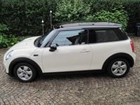 Gebraucht Mini Cooper 136 PS (100 kW) 2016 Weiß Kleinwagen