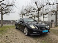 Gebraucht Mercedes E350 AMG 231 PS (169 kW) 2010 Schwarz Coupé