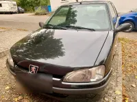 Gebraucht Peugeot 106 60 PS (44 kW) 2002 Schwarz Kleinwagen