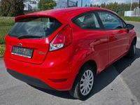 Używany Ford Fiesta Trend 75 KM (55 kW) 2014 Czerwony Hatchback