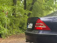 Używany Mercedes C320 218 KM (160 kW) 2001 Purpurowy Sedan/Limuzyna