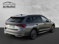Neu Skoda Octavia Tour 150 PS (110 kW) 2025 Grau Kombi