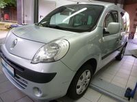 Gebraucht Renault Kangoo 106 PS (77 kW) 2009 Silber Van / Kleinbus