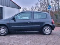 gebraucht Renault Clio II 1.2 16V 75 PS | BJ 2001