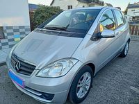 Gebraucht Mercedes A160 Avantgarde 82 PS (60 kW) 2012 Silber Van / Kleinbus