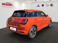 Gebraucht Suzuki Swift Comfort+ 83 PS (61 kW) 2025 Flame orange pearl metallic Kleinwagen