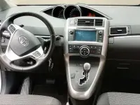 Gebraucht Toyota Verso Skyview Edition 147 PS (108 kW) 2016 Silber Van / Kleinbus