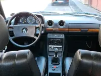 Gebraucht Mercedes 230 136 PS (100 kW) 1983 Gelb Limousine