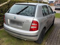 Gebraucht Skoda Fabia 75 PS (55 kW) 2004 Silber Kleinwagen