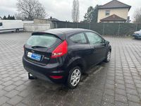 Gebraucht Ford Fiesta Trend 60 PS (44 kW) 2011 Pantherschwarz metallic Kleinwagen