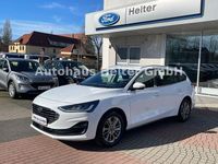 Gebraucht Ford Focus Titanium 125 PS (91 kW) 2023 Weiß Kombi