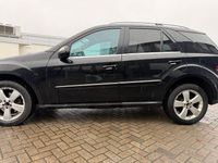 Gebraucht Mercedes ML320 224 PS (164 kW) 2009 Schwarz SUV
