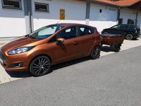Gebraucht Ford Fiesta 82 PS (60 kW) 2014 Braun Kleinwagen