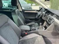 Gebraucht VW Passat Highline 150 PS (110 kW) 2016 Schwarz Kombi