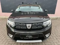 Gebraucht Dacia Sandero Celebration 90 PS (66 kW) 2018 Schwarz Kleinwagen