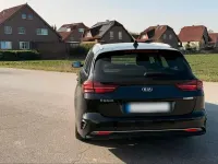 Gebraucht Kia Ceed 136 PS (100 kW) 2021 Schwarz Kleinwagen