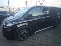 Neu Ford Tourneo Active 170 PS (125 kW) 2026 Schwarz Van / Kleinbus