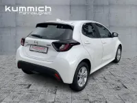 Neu Mazda 2 Center-Line 116 PS (85 kW) 2026 Weiß Kleinwagen