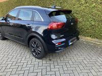 gebraucht Kia e-Niro gravityblue metallic, 64kWh Akku, AHK