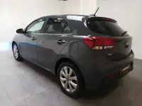 Gebraucht Kia Rio Spirit 101 PS (74 kW) 2023 Grau Kleinwagen