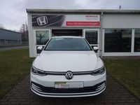 Gebraucht VW Golf VIII Life 131 PS (96 kW) 2022 Pure white Kombi