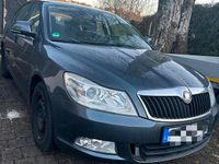 Gebraucht Skoda Octavia 90 PS (66 kW) 2011 Grau Limousine