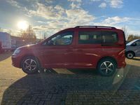 Neu VW Caddy Life 116 PS (85 kW) 2025 Rot Van / Kleinbus