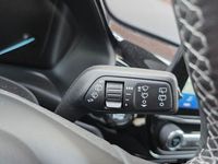 Gebraucht Ford Fiesta Titanium 125 PS (91 kW) 2018 Blau Kleinwagen