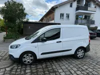 Gebraucht Ford Transit Trend 101 PS (74 kW) 2018 Weiß Van / Kleinbus