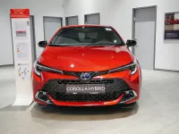 Neu Toyota Corolla 178 PS (130 kW) 2025 Rot Limousine