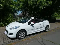 Gebraucht Peugeot 207 CC Urban Move 120 PS (88 kW) 2011 Weiß Cabrio