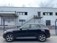 Gebraucht Mercedes GLC220 194 PS (142 kW) 2019 Schwarz SUV