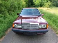 Gebraucht Mercedes 190 Avantgarde 109 PS (80 kW) 1992 Rot Limousine