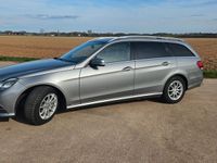 gebraucht Mercedes E200 T, gepflegt, AHK, SHZ,unfallfrei, Navi