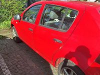 Gebraucht Dacia Sandero 75 PS (55 kW) 2009 Rot Kleinwagen