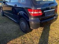 Gebraucht Mercedes B180 116 PS (85 kW) 2011 Schwarz Van / Kleinbus