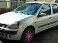 Gebraucht Renault Clio II 75 PS (55 kW) 2001 Kleinwagen