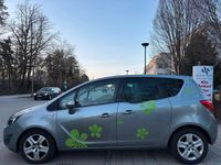 Gebraucht Opel Meriva Innovation 101 PS (74 kW) 2010 Silbersee/perl silber (m2) Van / Kleinbus