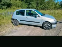 Gebraucht Renault Clio 75 PS (55 kW) 2001 Grau Kleinwagen