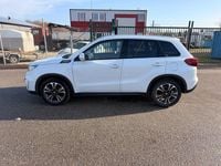 Gebraucht Suzuki Vitara 140 PS (102 kW) 2019 Weiß SUV