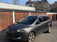 Gebraucht Ford Kuga Titanium 150 PS (110 kW) 2016 Grau SUV