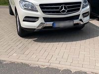Gebraucht Mercedes ML350 258 PS (189 kW) 2012 Weiß SUV