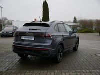 Gebraucht VW Taigo R-line 110 PS (80 kW) 2022 Grau / rauchgrau metallic/deep black SUV