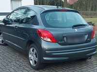 gebraucht Peugeot 207 baujahr 2012 mit fast 2 jahre tüv