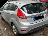 Gebraucht Ford Fiesta 95 PS (69 kW) 2012 Silber Kleinwagen