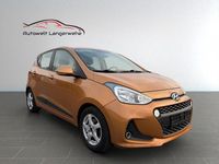 Gebraucht Hyundai i10 Style 87 PS (63 kW) 2017 Gold Kleinwagen