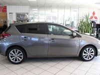 Gebraucht Toyota Auris Executive 116 PS (85 kW) 2017 Grau Limousine